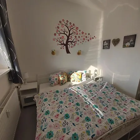 Apartman Tony Slapy Exterior photo